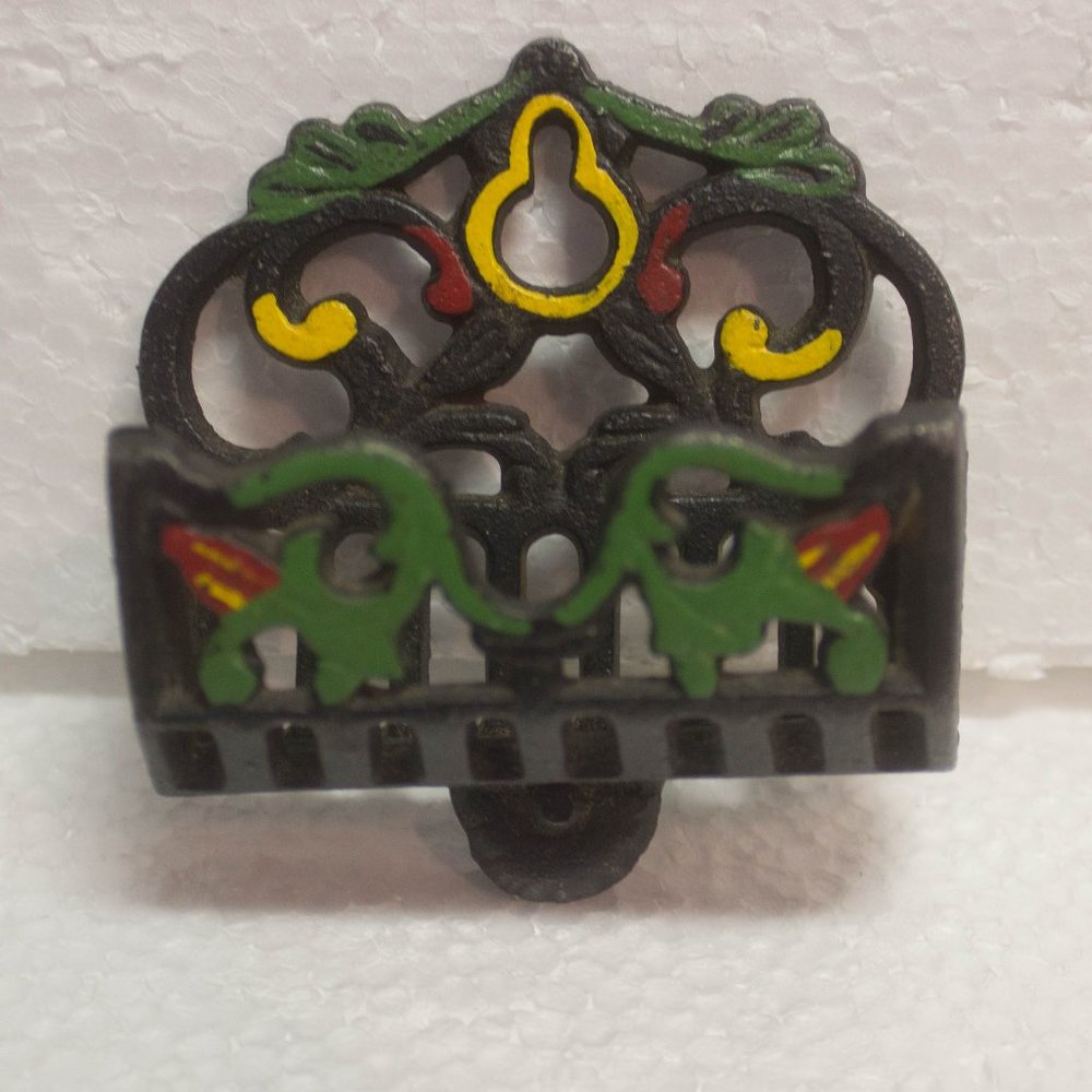 Vintage Wilton Cast Iron Match Holder